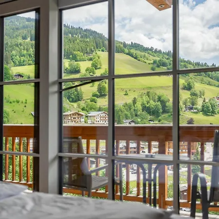 Susanna S Chalet